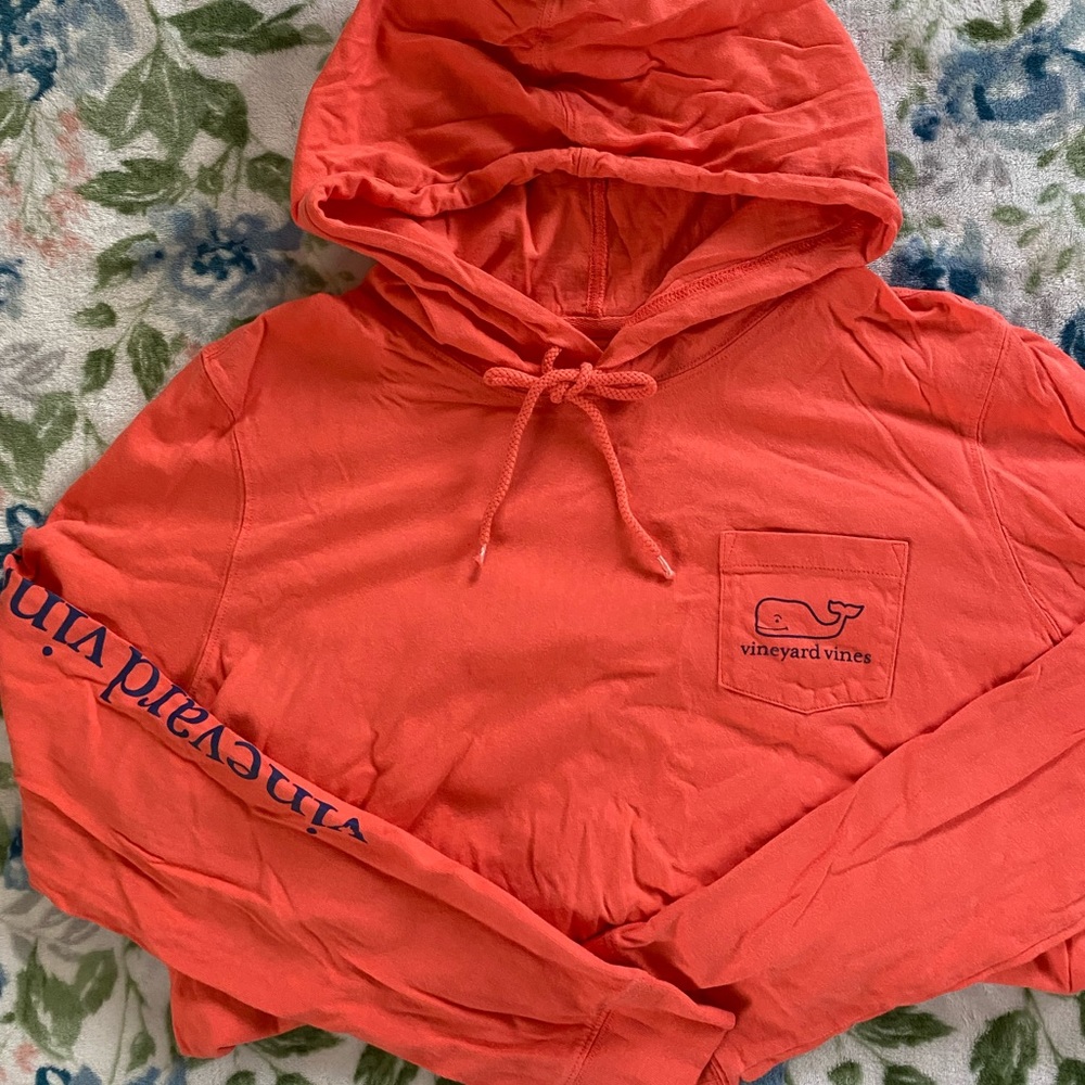 Vineyard Vines Hoodie 🐳